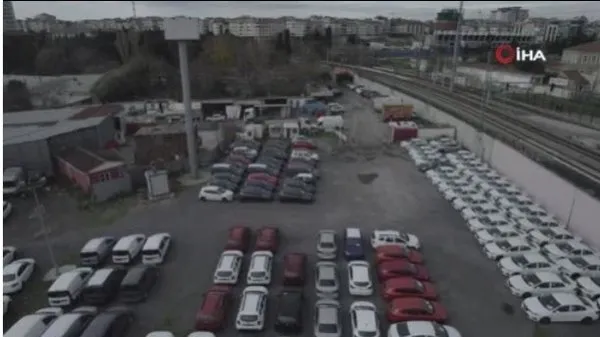 Son dakika: İstanbul’da dikkat çeken görüntü! Zeytinburnu'nda bir otopark dolusu sıfır araç - 4
