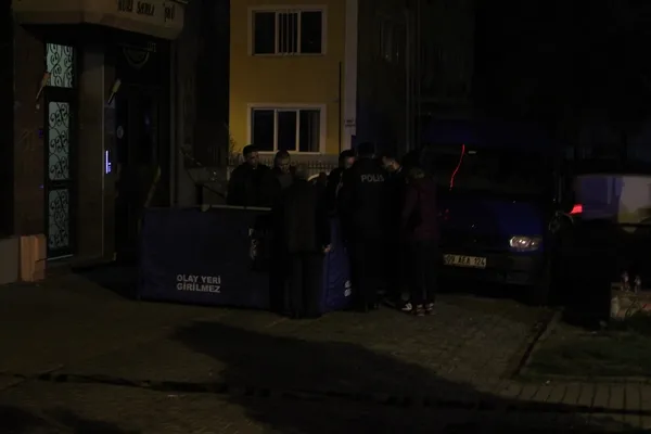 1679464493338.jpg Aydın’da korkunç olay! Kızını darbeden kocasına kızıp... - 5