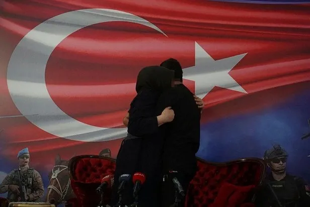 PKK’da çözülme devam ediyor! Kaçıp teslim olan terörist, İstanbul’da ailesine kavuştu