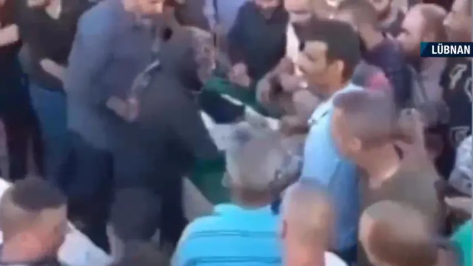 Öldü sanılan kişi cenazesinde dirildi! Tabutta kalp masajı yapıldı