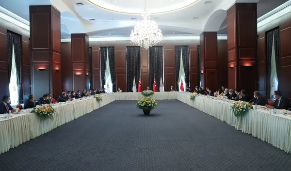 Başkan Erdoğan, AK Parti’ye katılan belediye başkanlarını kabul etti - 2
