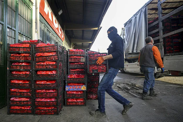 Market ve hallerde ürün tedarikine başlandı - 2