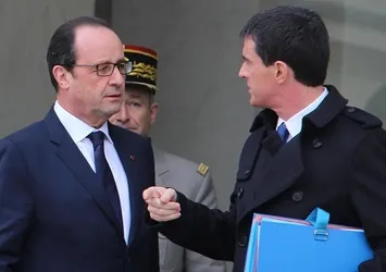 Hollande ile Valls arasında 'kitap' krizi