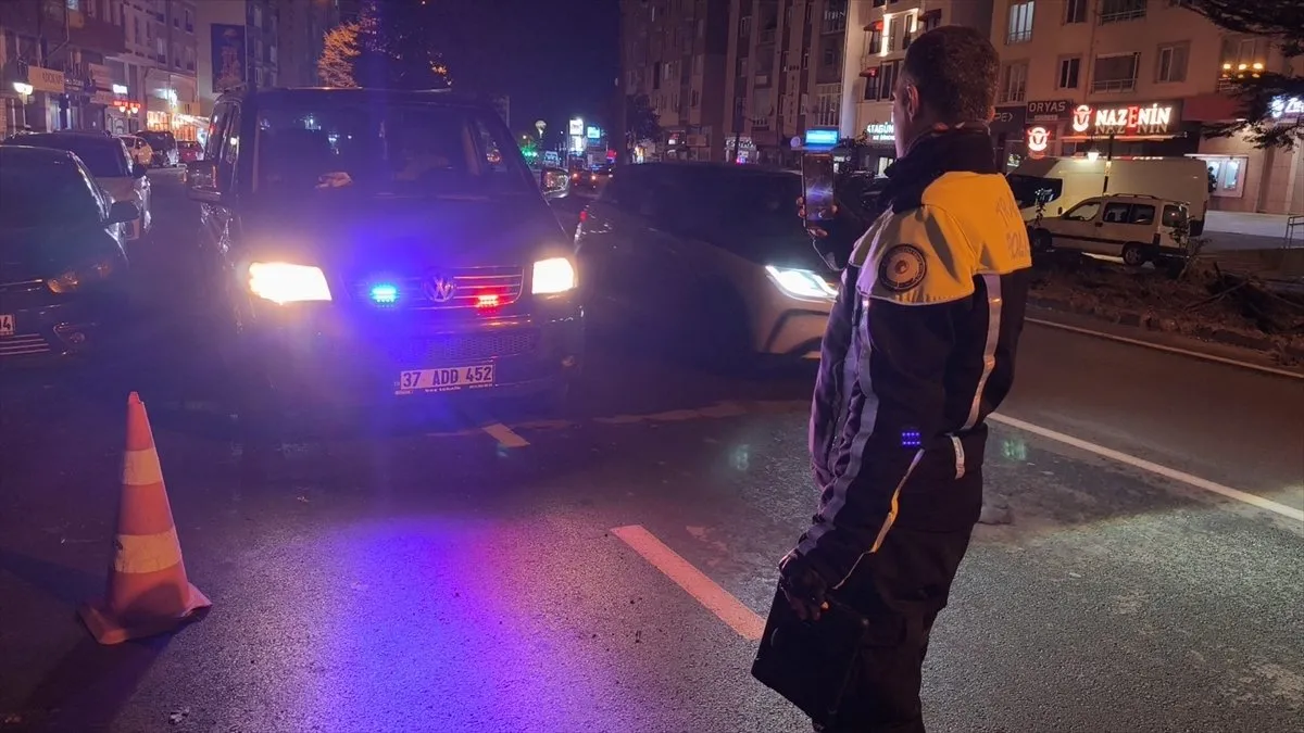 Polis merkezine çakarla gelen sürücüye rekor ceza!