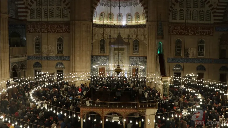 Diyanet: Tesbih namazı nasıl kılınır, kaç rekat? Tesbih namazında ne okunur? İşte tesbih namazı kılınışı 20