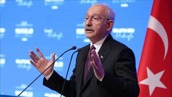 1695203968042.jpeg CHP'deki anket bombasını Onursal Adıgüzel itiraf etti Sözcü yazarı Aytunç Erkin doğruladı: CHP'nin anketlerinde Kemal Kılıçdaroğlu 5 puan gerideydi - 7