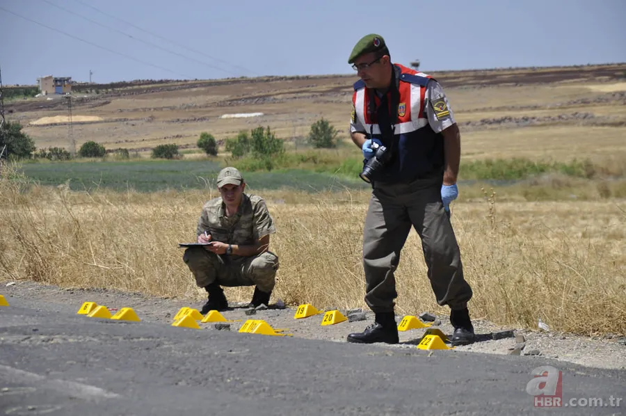 Siverek'te otomobile silahlı saldırı: 1 bebek ölü, 4 yaralı 12