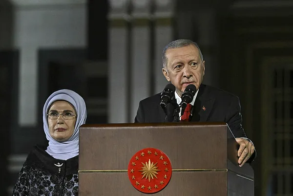 baskan-erdogandan-buyuk-zaferin-101-yilinda-onemli-mesajlar-tum-senaryolari-yirtip-attik-1693425503056.jpg Başkan Erdoğan'dan Büyük Zafer'in 101. yılında önemli mesajlar: Tüm senaryoları yırtıp attık - 3