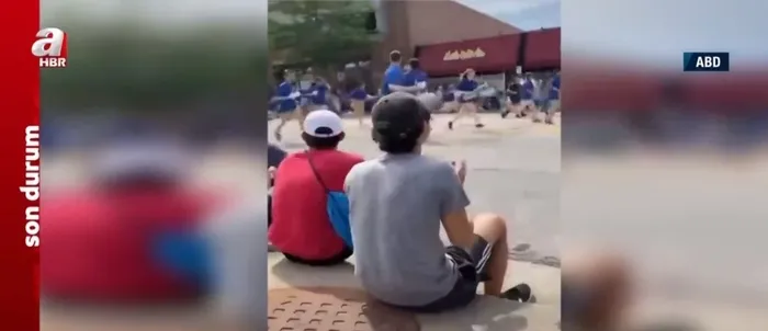 Son dakika: ABD’de silahlı saldırı! Chicago’da Bağımsızlık Günü kana bulandı: 6 ölü, 20’dan fazla yaralı