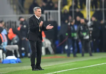 Ersun Yanal'dan derbiye bambaşka 11