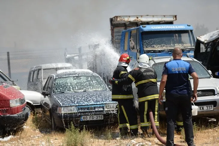 Kahramanmaraş’ta feci olay! 71 araç yanarak küle döndü