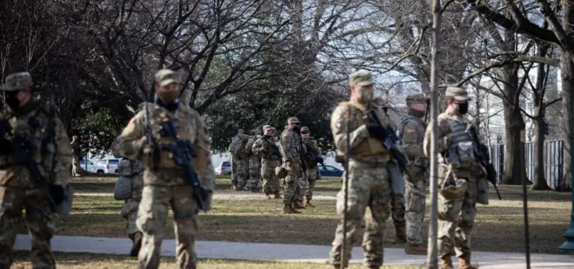 ABD'nin yeni başkanı Biden binlerce ulusal muhafızın gölgesinde yemin etti! İşte o anlar
