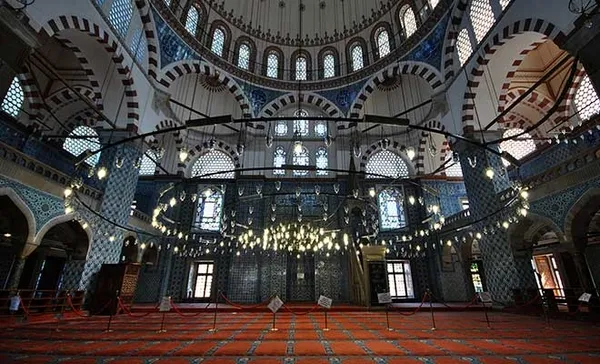 mimar-sinanin-hesabi-herkesi-sasirtiyor-suleymaniye-kulliyesinin-insaatinda-uygulanan-teknik-gunumuzde-dahi-cozulemiyor-1612745996360.jpg Mimar Sinan'ın hesabı herkesi şaşırtıyor! Süleymaniye Külliyesi'nin inşaatında uygulanan teknik günümüzde dahi çözülemiyor - 4