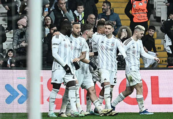 Kartal yuvasında kanatlandı! Beşiktaş 2-0 Konyaspor MAÇ SONUCU