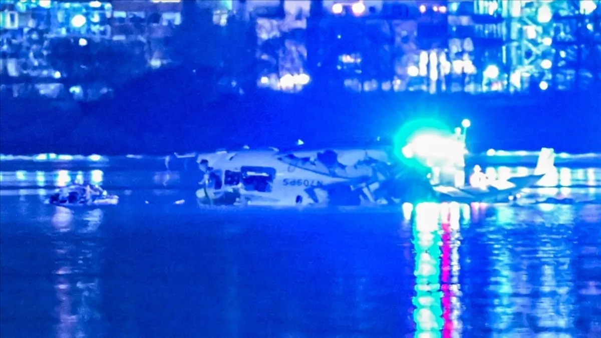 ABD’de 6 kişilik küçük uçak denize çakıldı!