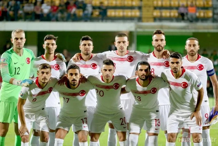 Moldova - Türkiye maçına damga vuran olay! Herkes gole sevinirken Emre Belözoğlu...