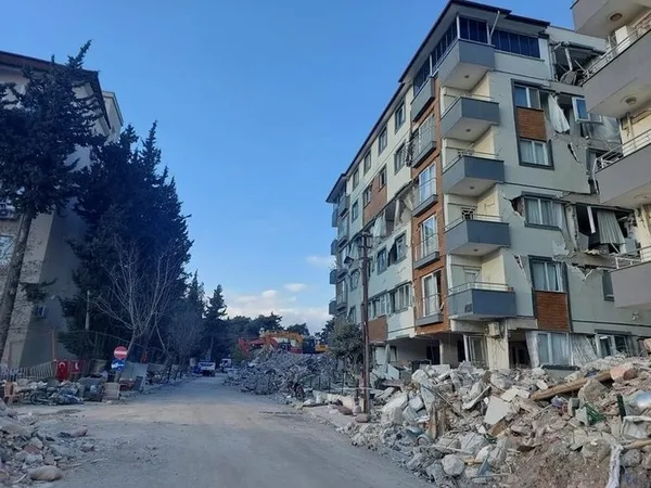 Vatandaşı can derdindeyken mal peşine düşen Lütfü Savaş'a halk isyan etti: Derhal istifa etmelidir - 5