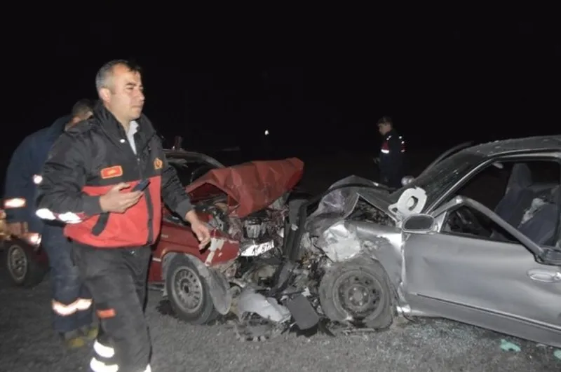 Tavsanli Da Trafik Kazasi 1 Olu 3 Yarali