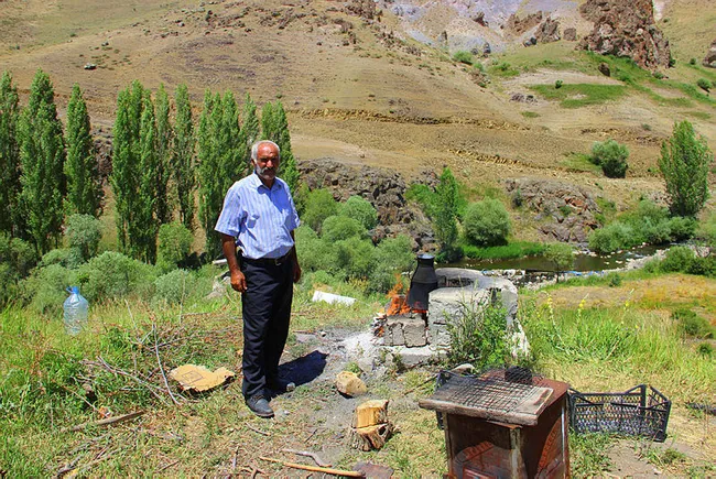 yasayacak-kimse-kalmadi-erzurumda-sahibinden-10-milyon-liraya-satilik-koy-1624601688517.jpg Yaşayacak kimse kalmadı! Erzurum’da sahibinden 10 milyon liraya satılık köy - 2