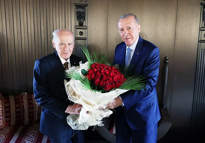 Başkan Erdoğan MHP Genel Başkanı Bahçeli ile görüştü