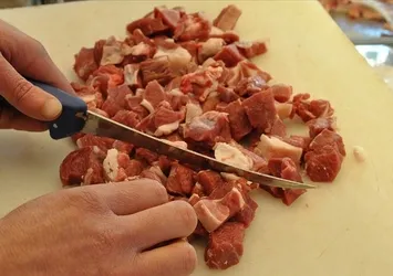 Kurban Bayramı öncesi et uyarısı! Bunu sakın yapmayın! Zehirlenmelerin yüzde 90'ı kesim hatası kaynaklı...
