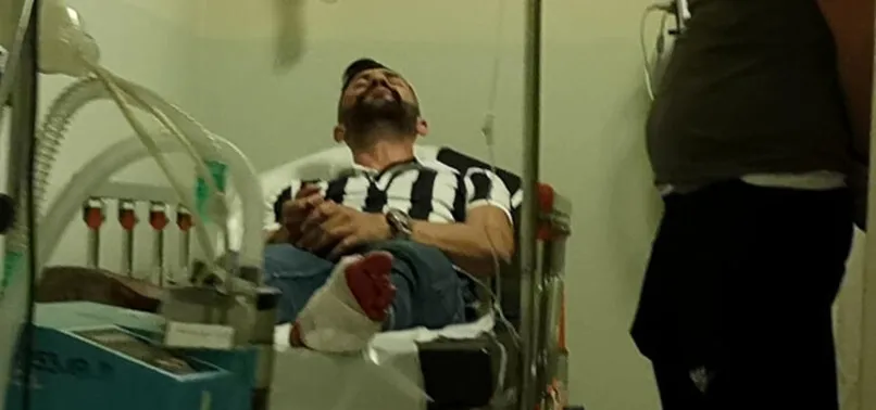 Silahı ile oynarken arkadaşını vurdu