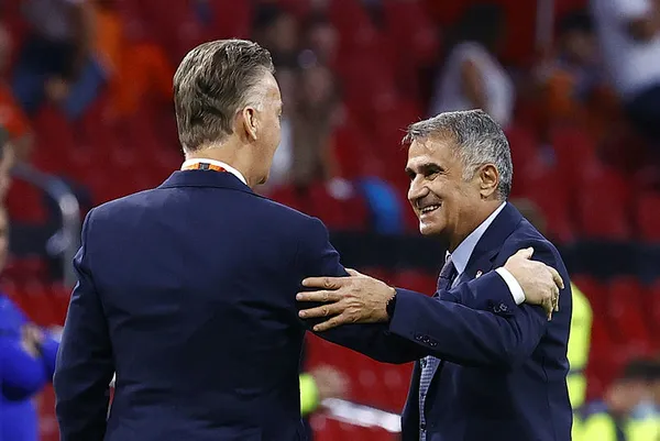 Hollanda’ya 6 -1 kaybeden Türkiye’nin teknik direktörü Şenol Güneş’ten istifa açıklaması: Karar alırsam size açıklarım! Şenol Güneş istifa edecek mi?