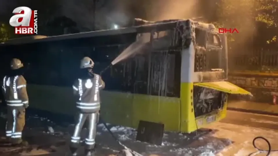 Üsküdar’da İETT otobüsü yandı