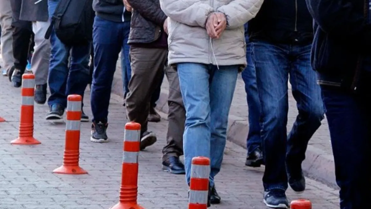 Rüşvet ve kaçakçılık operasyonunda gelişme! 10 tutuklama