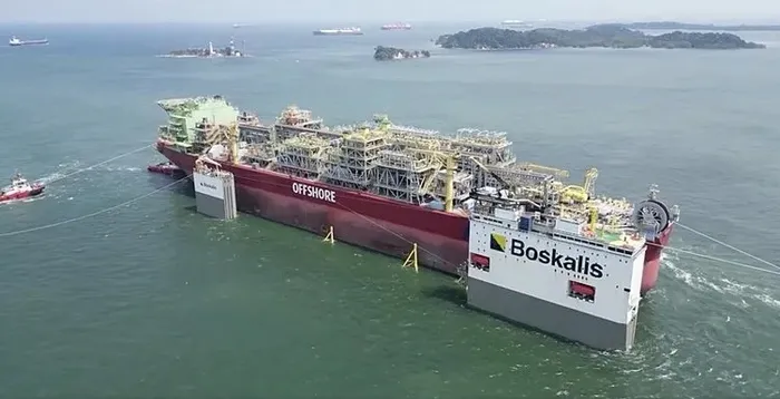 Türkiye enerjide başka olacak! Bakan Bayraktar duyurdu! Dev platform yola çıktı! 5 milyon hanenin doğal gazını karşılayacak