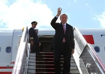 Cumhurbaşkanı Erdoğan Kuveyt'ten ayrıldı