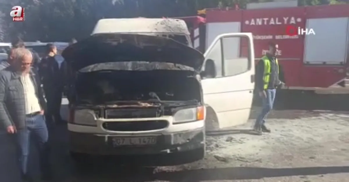 Kaportacıya bırakılan araçta yangın çıktı