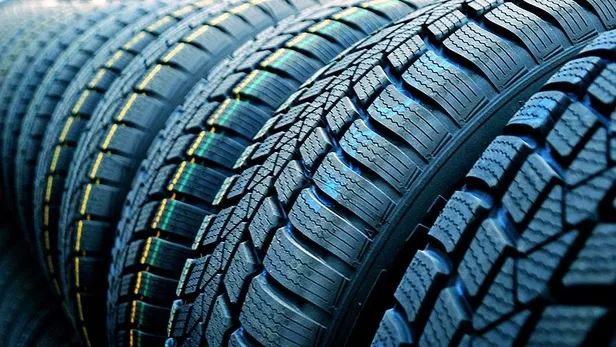 kislik-lastik-ne-zaman-takilir-2022-2023-kis-lastigi-zorunlulugu-ne-zaman-basliyor-kis-lastigi-takmama-cezasi-1666431486416.jpg 2022-2023 kış lastiği zorunluluğu ne zaman başlıyor? Kış lastiği takmama cezası ne kadar? Kışlık lastik ne zaman takılır? - 5