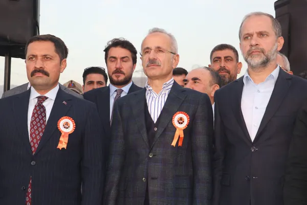 Eser siyasetinin yeni durağı İskenderun! 20 dakikalık yol 2 dakikaya düştü - 5