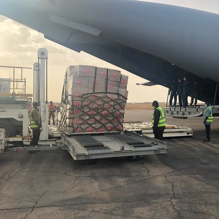 Türkiye’nin yardım uçağı Çad’a ulaştı