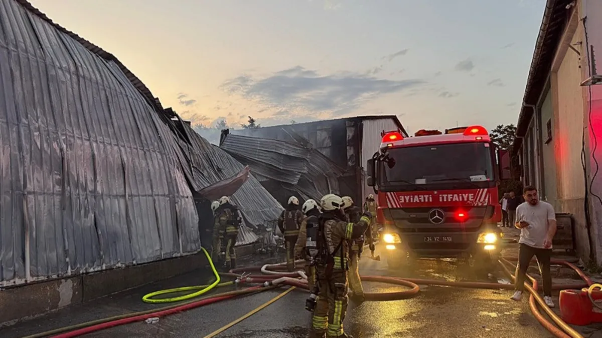 Kartal'da korku dolu anlar! Film stüdyosunda yangın çıktı