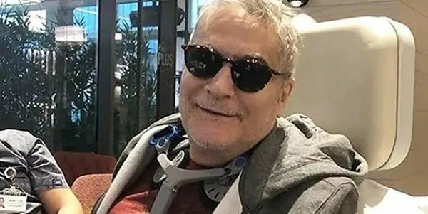 1639109190202.jpg Mehmet Ali Erbil'e sandalye ile saldırdı! Samimi sohbet kavgaya dönüştü - 1