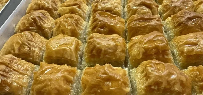 Bayramda tatlı tüketirken dikkat! Uzmanından porsiyon uyarısı!