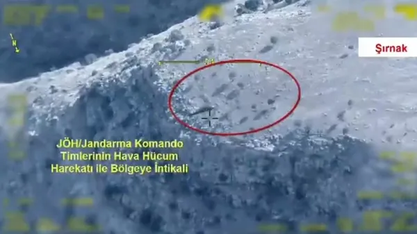 sirnak-ve-diyarbakirda-pkkya-darbe-kirmizi-kategorideki-terorist-olduruldu-1695620913394.jpeg Şırnak ve Diyarbakır'da PKK'ya darbe! Kırmızı kategorideki terörist öldürüldü - 2