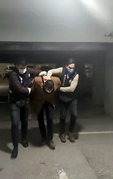 Son dakika: Magandaya ters kelepçe! Trafikte çekiçle dehşet saçtı - 3