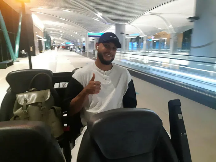 Joshua King Fenerbahçe için İstanbul'a geldi - 6