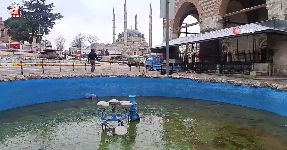 Edirne'de kar gitti, ayaz geldi
