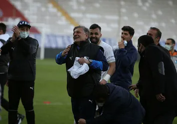 Büyükşehir Belediye Erzurumspor Kulübü'nden hakem tepkisi! "Tedirginiz ve anlamakta zorluyoruz"