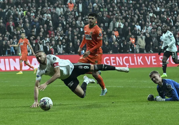 kartal-pasalar-gibi-cenk-tosun-atti-besiktas-alanyaspor-karsisinda-zorlanmadi-3-0-1674845079854.jpg Kartal paşalar gibi! Cenk Tosun attı Beşiktaş Alanyaspor karşısında zorlanmadı: 3-0 - 2