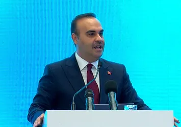 Bakan Kacır'dan 'yatırımcılara' müjde: Yeni teşvik sistemimizle destekleyeceğiz