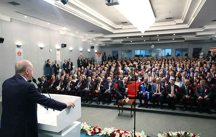 Başkan Erdoğan'dan İmamoğlu'na Roma turu eleştirisi: Milletin cebinden özel uçakla Roma turu yaptırılamaz - 5