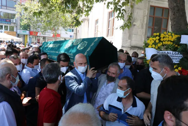 İçişleri Bakanı Süleyman Soylu'nun amcası Hüseyin Soylu son yolculuğuna uğurlandı - 3