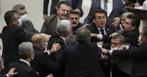 TBMM’de büyük gerginlik