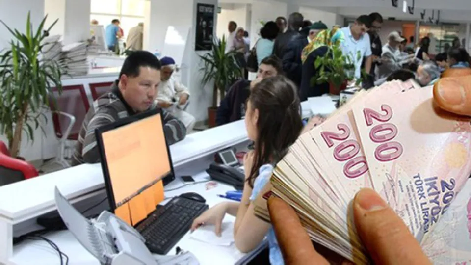3600 ek göstergede son durum! Memurlara zam müjdesi geldi! Polis, öğretmen, hemşire maaşları ne kadar olacak?