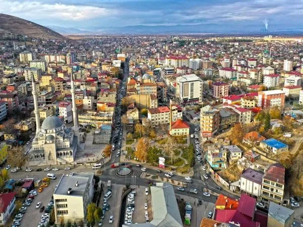 İlk Sahur ve İftar Saat Kaçta Olacak? İl İl İlk oruç kaçta başlayacak ve kaç saat sürecek? İşte 2024 Ramazan imsakiyesi